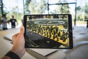 Augmented Reality Applications in GIS